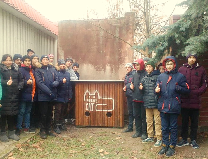 проект УС в громаді будиночки для котів